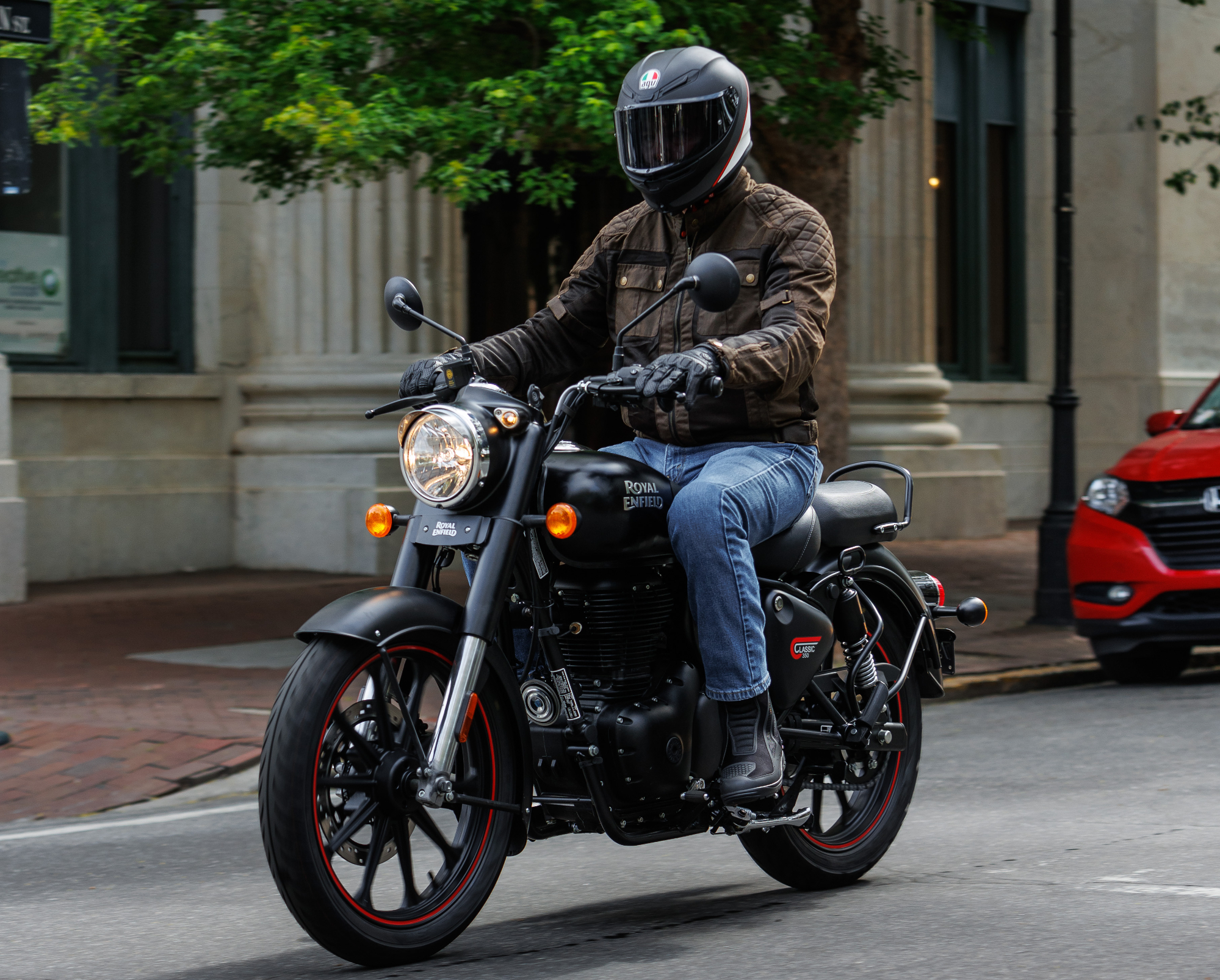 Riding the Royal Enfield Classic 350 in Savannah with the Merlin Shenstone
