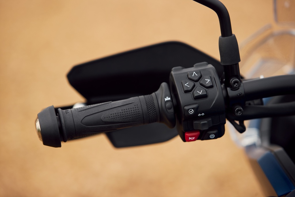 view of left side switchgear buttons on the Tiger Sport 800 Tour